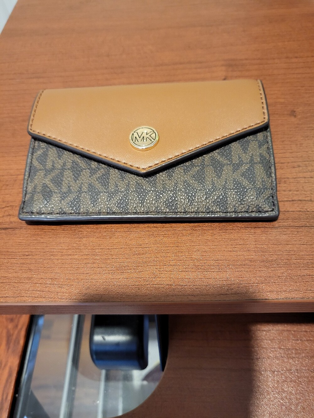 I HOUR SALE NWOT Michael Kors MK Logo Tan & Brown Card Holder Wallet